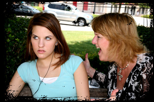 mother-daughter-arguing